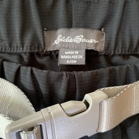 Eddie Bauer EB000263 women’s small shorts - Picture 4 of 4